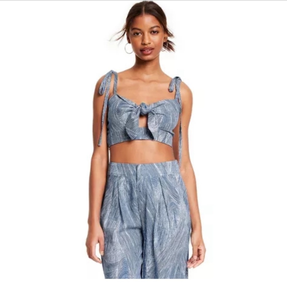 NEW Fe Noel Fine Line Print Knotted Crop Tank Top